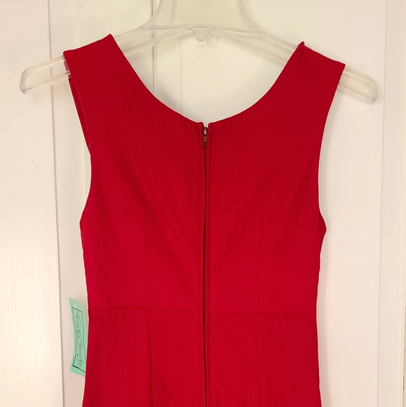 (NWT) MODCLOTH fitted midi length red dress - Picture 5 of 6